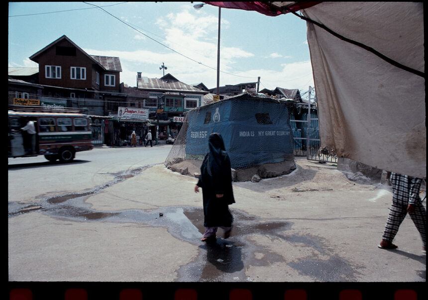 Photo by Rafiq Kathwari: Street scene in Kashmir